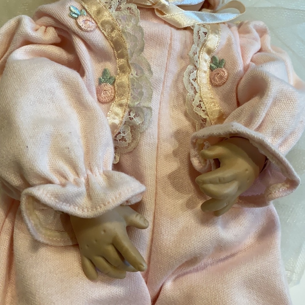 Ashton Drake Meagan Rose 1993 Collectable Porcelain Doll 12” Vintage (e) - Picture 8 of 11